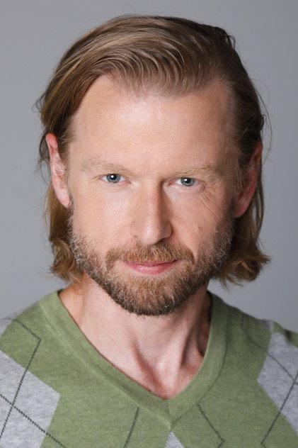 Erik Walker Neill - Actor Profile Photo
