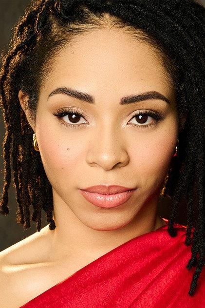 Lateria Hope - Actor Profile Photo