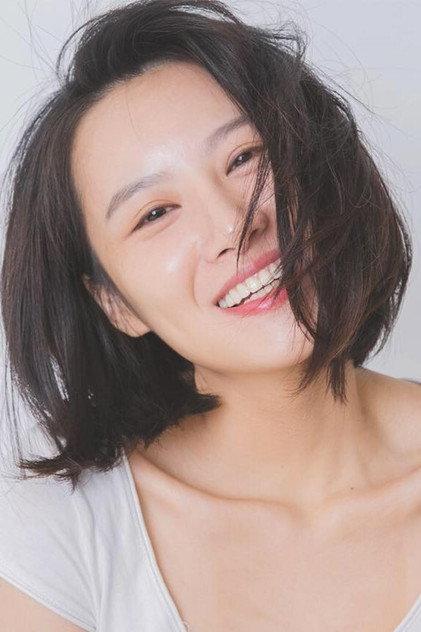 Iris Hu - Actor Profile Photo