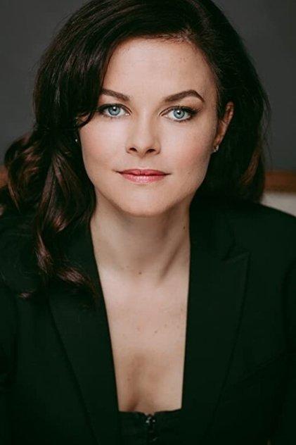 Erin Boyes - Actor Profile Photo