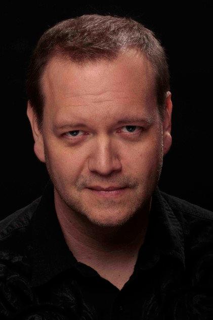 Tom Konkle - Actor Profile Photo