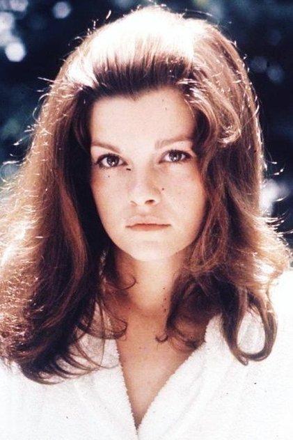 Geneviève Bujold - Actor Profile Photo