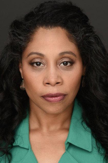 Lynda Suarez - Actor Profile Photo