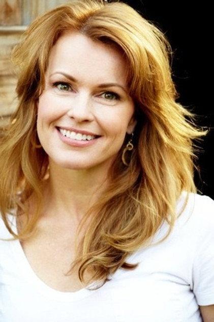 Cindy Lentol - Actor Profile Photo