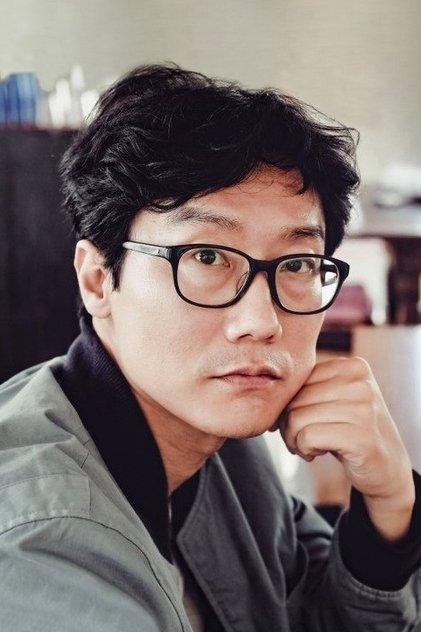 Hwang Dong-hyuk - Actor Profile Photo