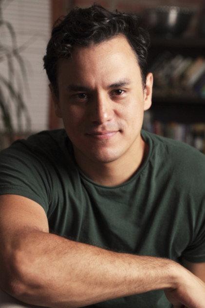 Israel Balza - Actor Profile Photo