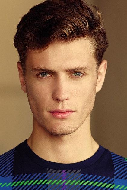 Edward Hayter - Actor Profile Photo