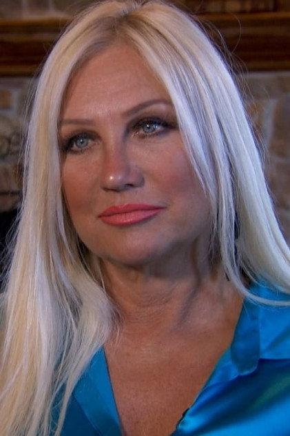 Linda Hogan - Actor Profile Photo