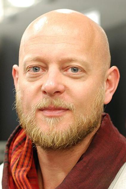 Pieter Ten Hoopen - Actor Profile Photo