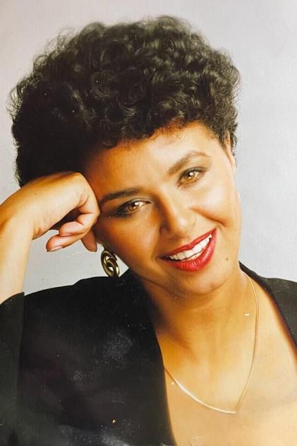 Linda Mitchell - Actor Profile Photo