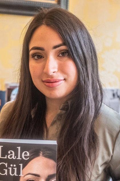Lale Gül - Actor Profile Photo