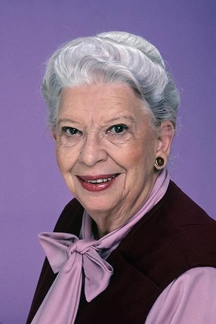 Elizabeth Kerr - Actor Profile Photo