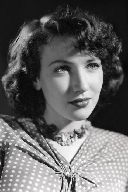 Isabel de Castro - Actor Profile Photo