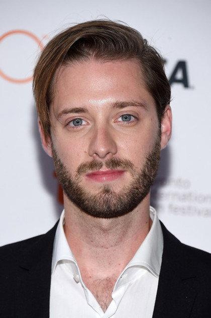 Stephen Dunn - Actor Profile Photo