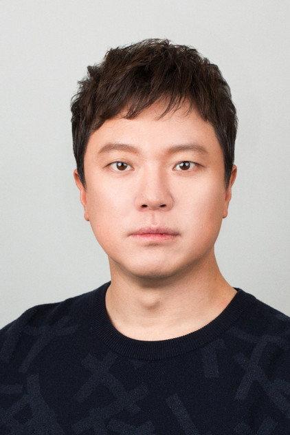 Chung Sung-hwa - Actor Profile Photo