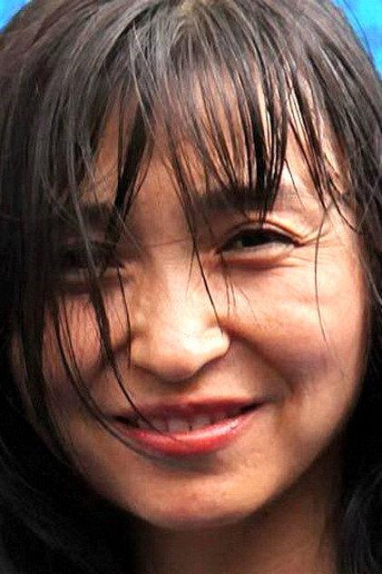 Gulshat Omarova - Actor Profile Photo