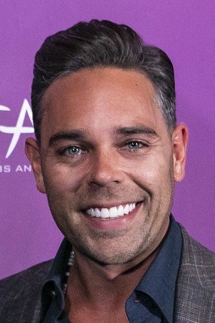 Kyle Stefanski - Actor Profile Photo