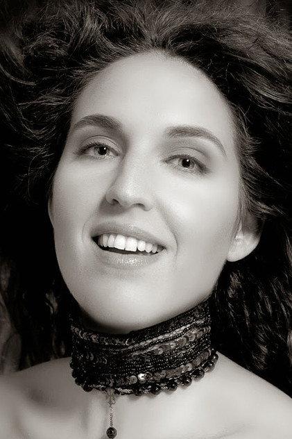 Norah Amsellem - Actor Profile Photo