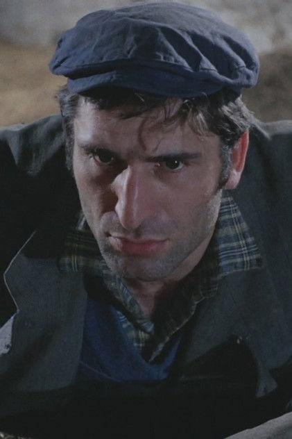 Henri Czarniak - Actor Profile Photo