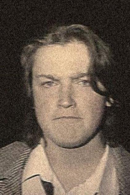 Daniel Ivins - Actor Profile Photo