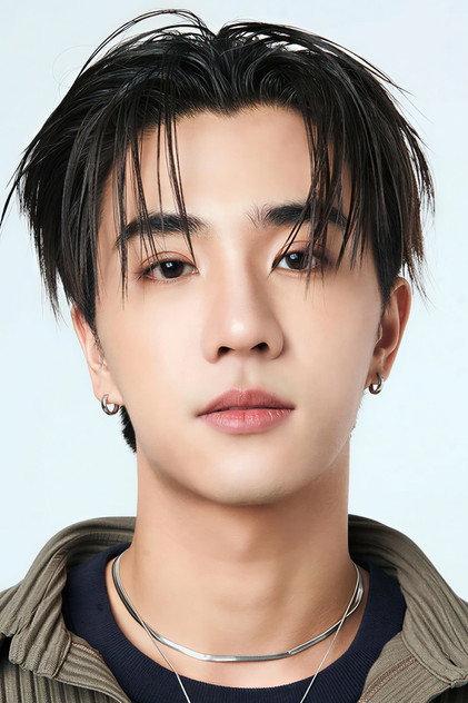 Tanapon Sukumpantanasan - Actor Profile Photo
