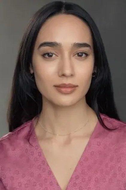 Thara Schöön - Actor Profile Photo