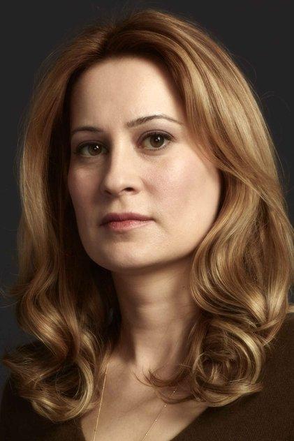 Camille Sullivan - Actor Profile Photo
