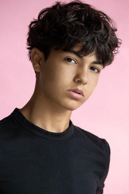 Luxton Handspiker - Actor Profile Photo