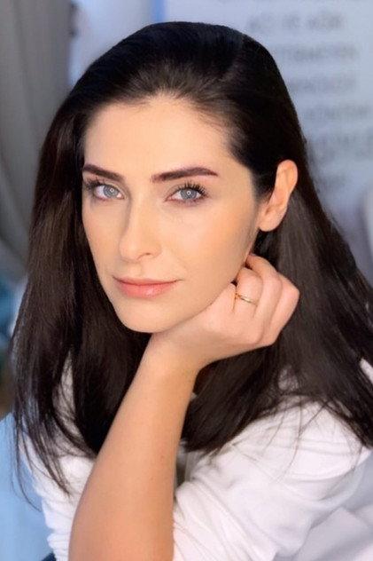 Gülşah Comoğlu - Actor Profile Photo