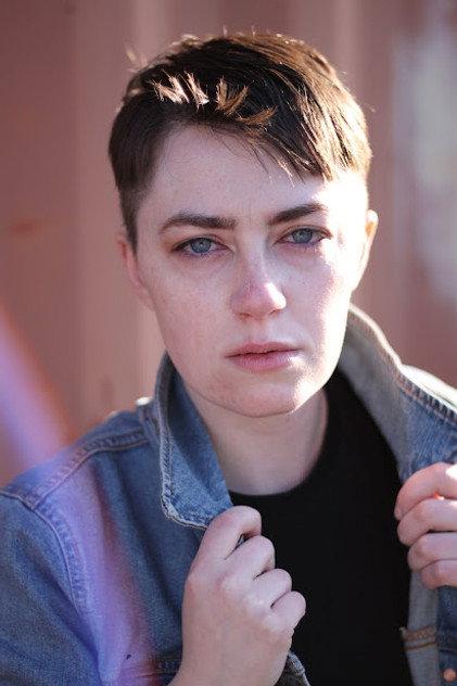 Em Nulton - Actor Profile Photo