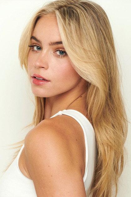Alexa Blair Robertson - Actor Profile Photo