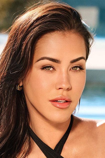 Alina Lopez - Actor Profile Photo