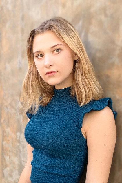 Julia Swann - Actor Profile Photo