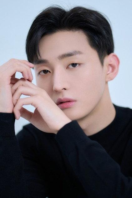 Yoon Ji-sung - Actor Profile Photo