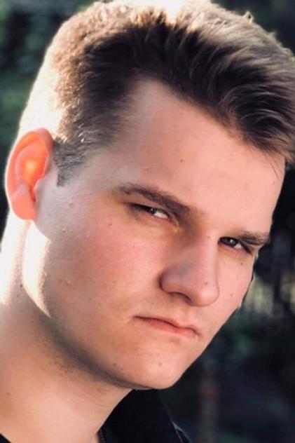 Andrew Winn - Actor Profile Photo
