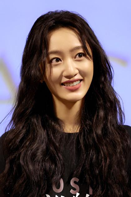Huang Ziqi - Actor Profile Photo