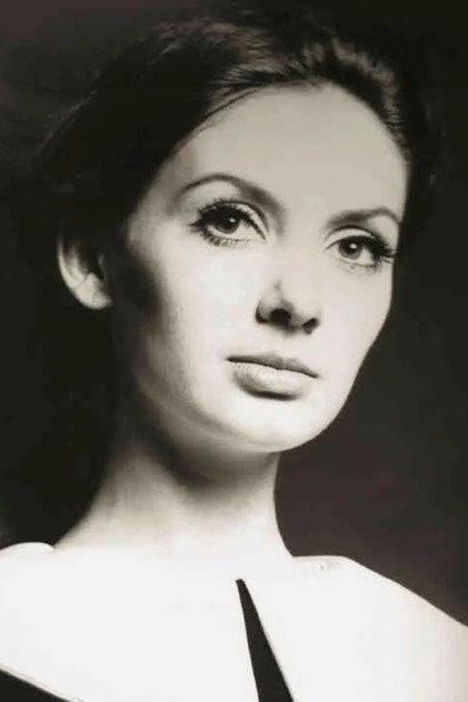 Polly Niles - Actor Profile Photo