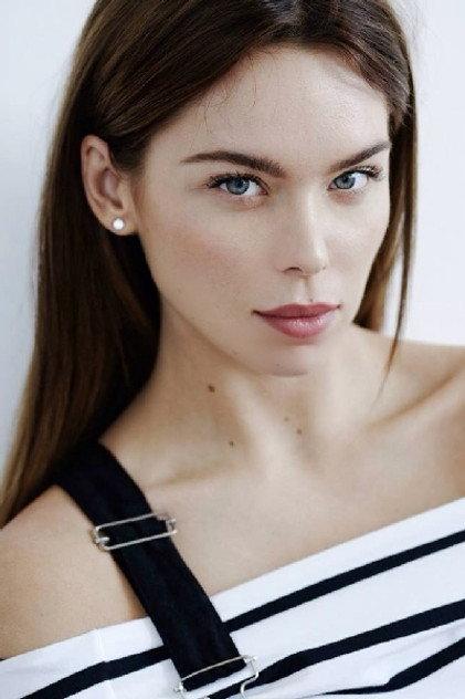 Liliana Nova - Actor Profile Photo