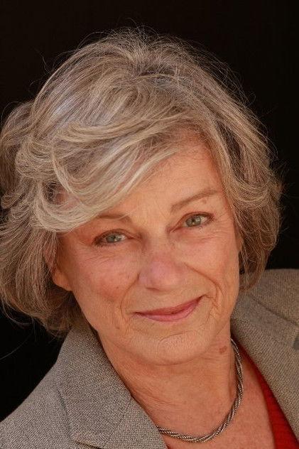 Anne Gee Byrd - Actor Profile Photo