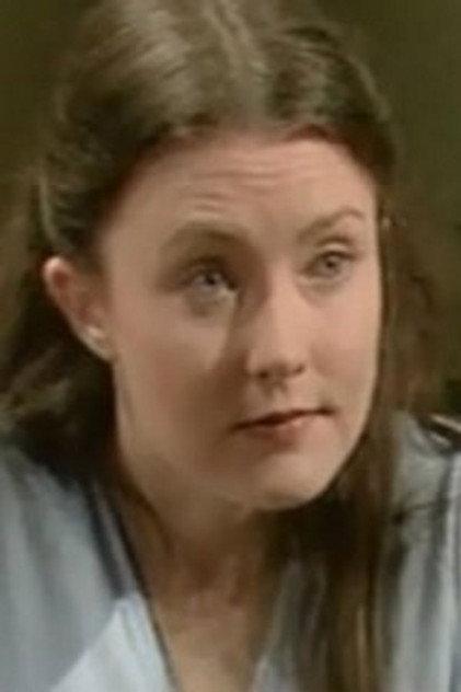 Julia Tobin - Actor Profile Photo