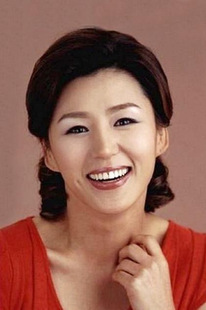 Lee Kan-hee - Actor Profile Photo