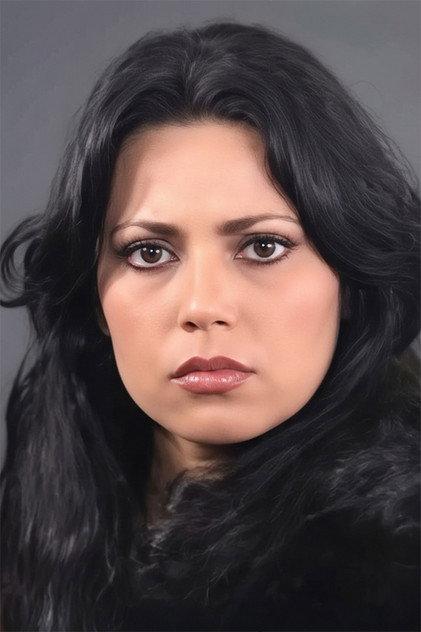 Emel Tümer - Actor Profile Photo