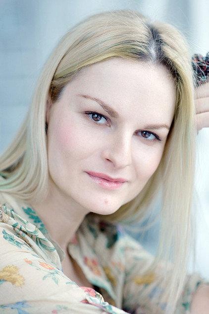 Iva Pazderková - Actor Profile Photo