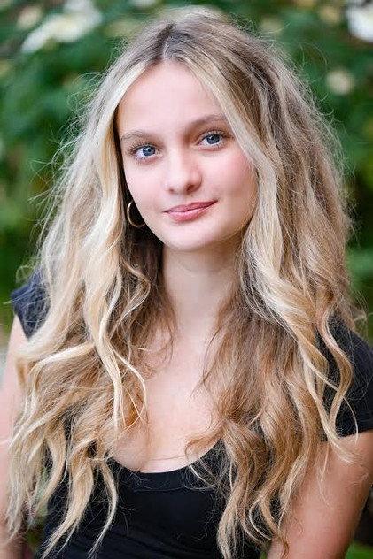 Amelie McLain - Actor Profile Photo