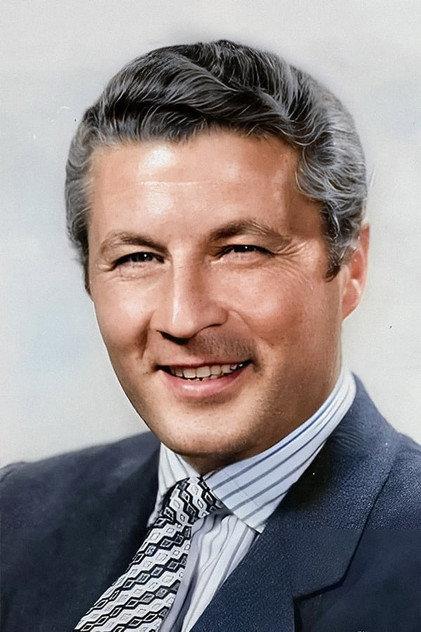 Kenan Pars - Actor Profile Photo