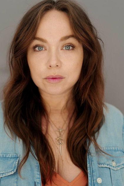 Amanda Fuller - Actor Profile Photo