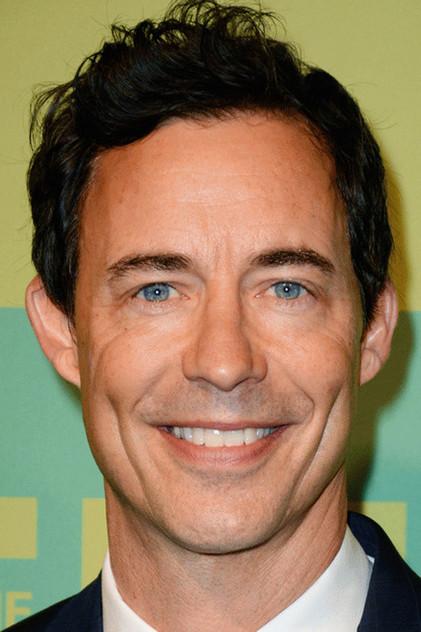 Tom Cavanagh - Actor Profile Photo
