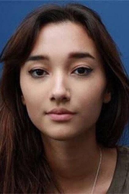 Carissa Perusset - Actor Profile Photo