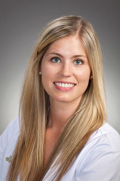 Shelly Robertson - Actor Profile Photo