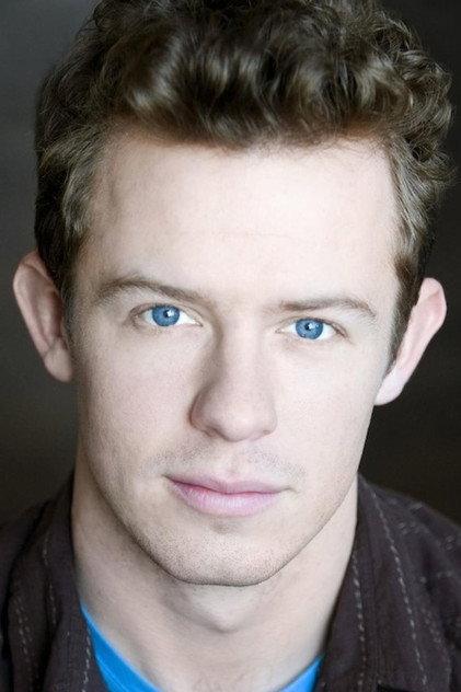 Hunter Canning - Actor Profile Photo